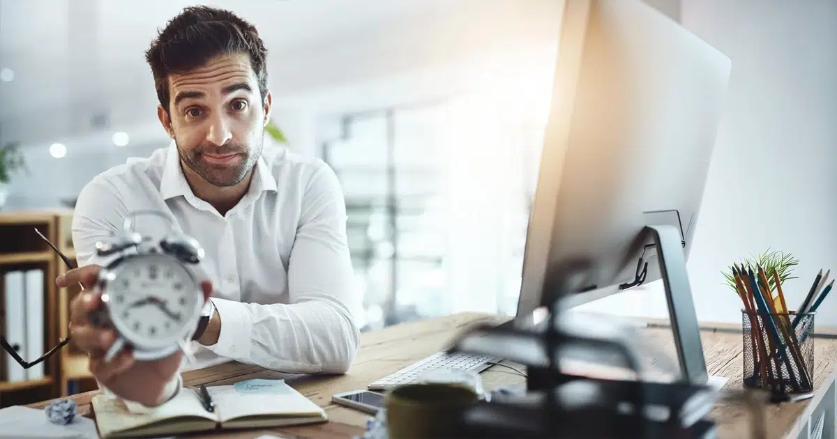 Rufbereitschaft richtig regeln: Arbeitszeit und Vergütung im Überblick Rufbereitschaft und Arbeitszeit: Erreichbarkeit außerhalb der regulären Arbeitszeit