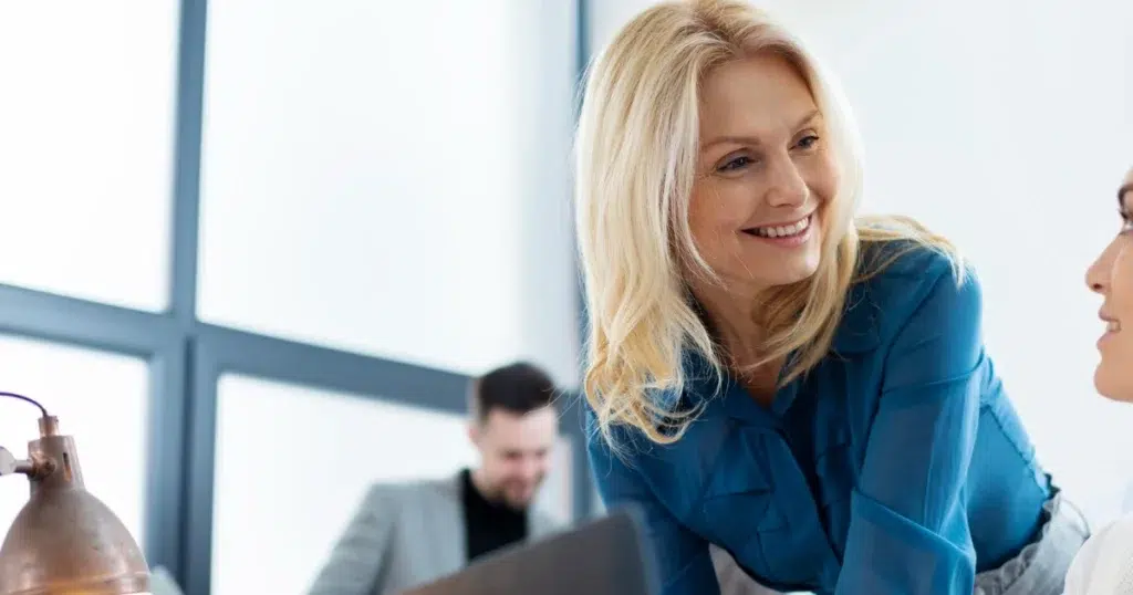 Mitarbeitergespräch im Büro – Austausch zwischen Führungskraft und Mitarbeitender mitarbeitergespraeche 3 1200x630 2