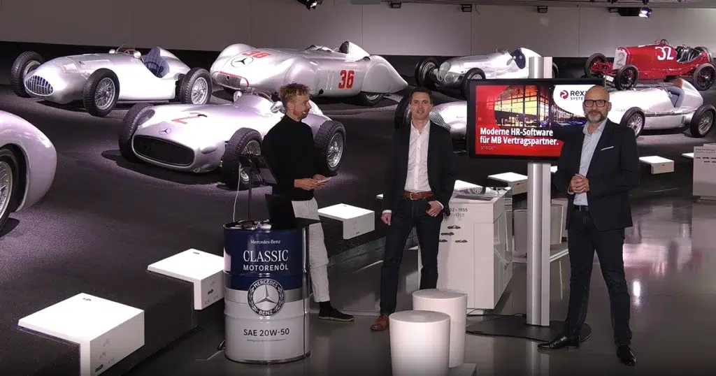 Andreas Grohn und Lars Wolkenhauer von Rexx Systems zu Besuch beim Mercedes-Benz Museum in Stuttgart.